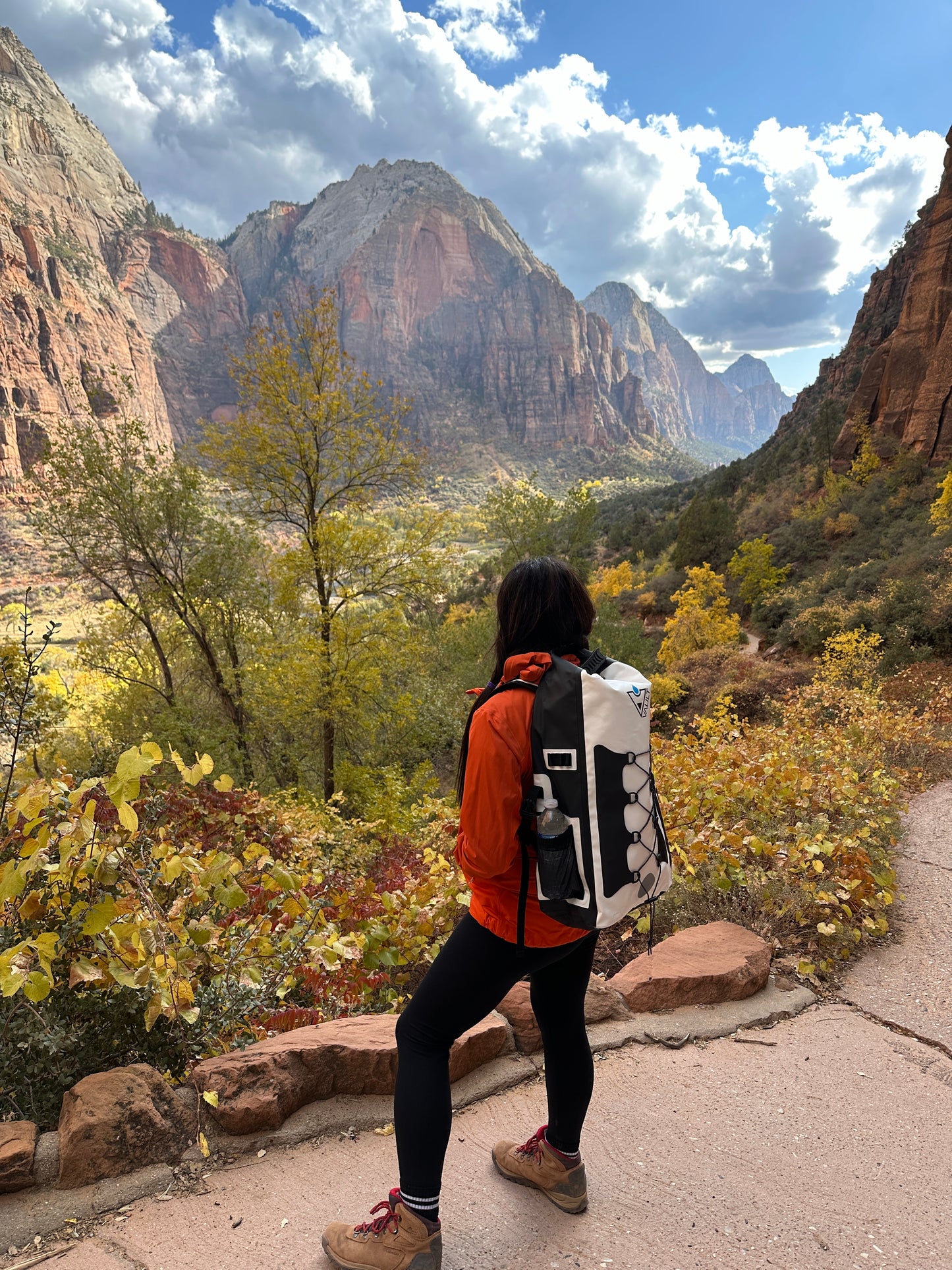Best Waterproof Backpack for Hiking Mountain Climbing and Outdoor Adventures
